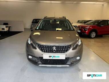 PEUGEOT 2008 Essence