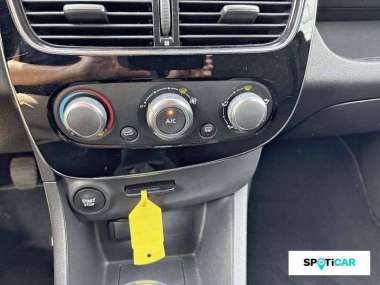 RENAULT Clio Essence