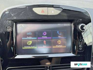 RENAULT Clio Essence