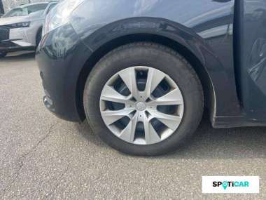PEUGEOT 208 Essence